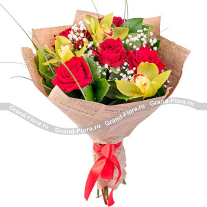 Элегантная роскошь - букет с красной розой и орхидеей 